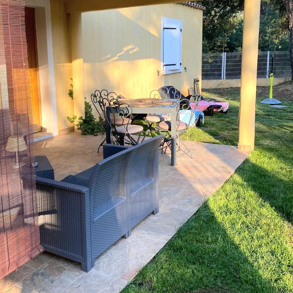 Agreable Rez De Jardin Avec Piscine Et Jacuzzi Apartment Cervione Exterior photo